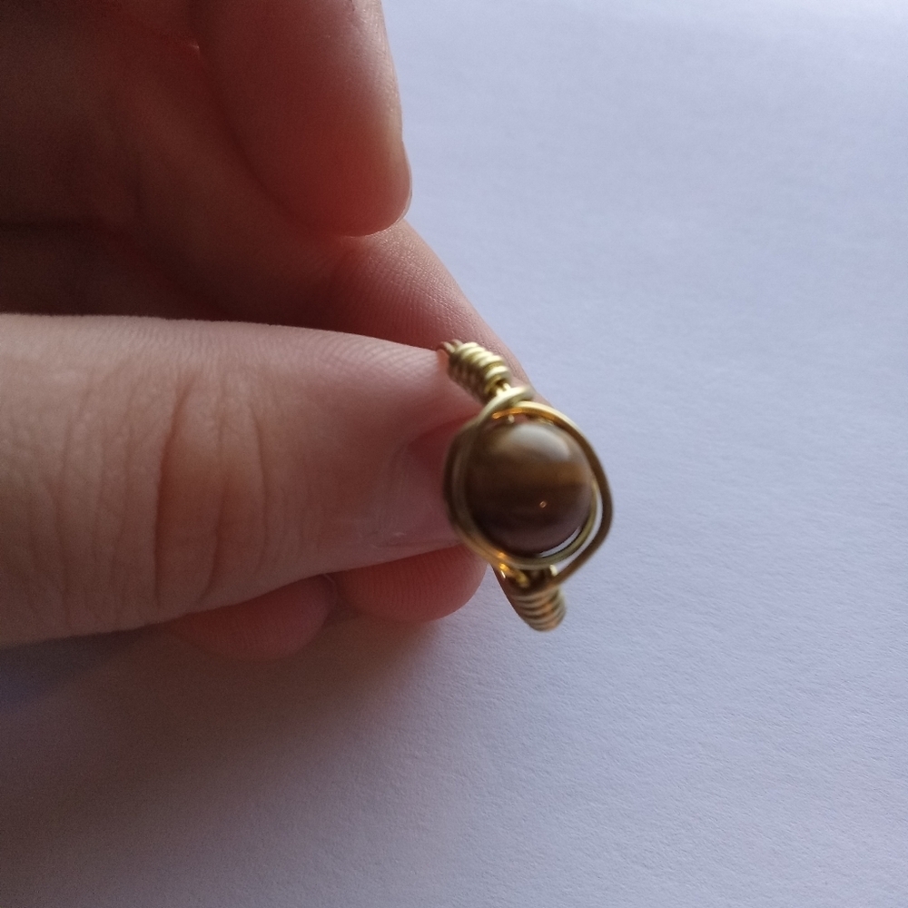 Tiger's eye stone wire wrapped ring size 8 - Picture 7 of 9